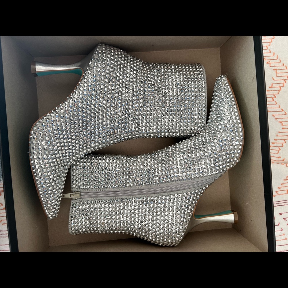 BETSEY JOHNSON RHINESTONE BOOTS - Jana